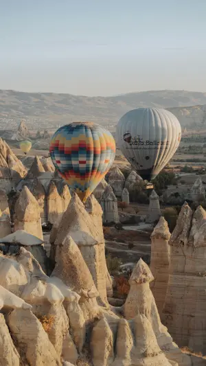 Best Time to Visit Cappadocia: A Real Seasonal Breakdown (Weather, Crowds & Prices)